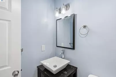 2546 Truman Ave, Oakland, CA 94605 - Photo 51