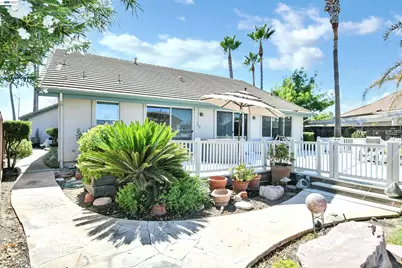 1989 Newport Dr, Discovery Bay, CA 94505 - Photo 5