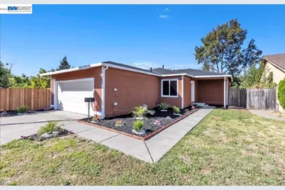 883 Inverness Ct, Fairfield, CA 94533 - Photo 1