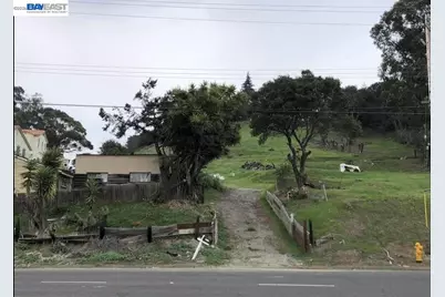 26550 Hayward Blvd, Hayward, CA 94542 - Photo 1