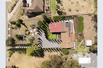 11133 Golf Links Rd, Oakland, CA 94605 - Photo 57