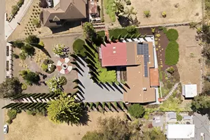 11133 Golf Links Rd, Oakland, CA 94605 - Photo 57