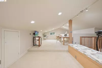 11133 Golf Links Rd, Oakland, CA 94605 - Photo 43