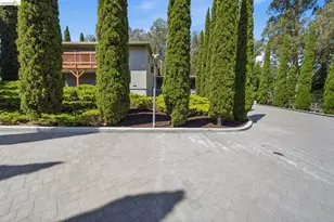 11133 Golf Links Rd, Oakland, CA 94605 - Photo 53