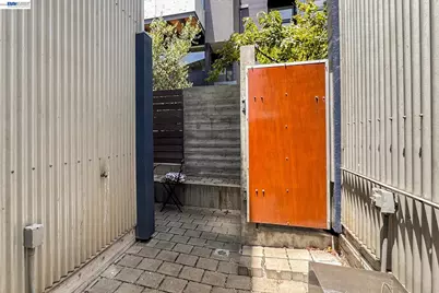 755 Folger Ave, Berkeley, CA 94710 - Photo 31