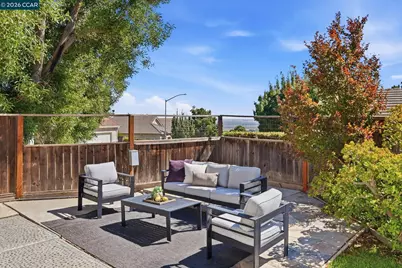 104 Sunpeak Dr, Pittsburg, CA 94565 - Photo 33