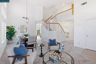 104 Sunpeak Dr, Pittsburg, CA 94565 - Photo 5