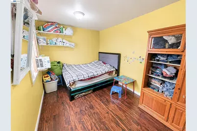 2051 23rd Ave, Oakland, CA 94606 - Photo 15