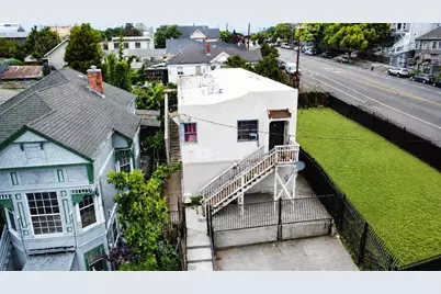 2051 23rd Ave, Oakland, CA 94606 - Photo 5