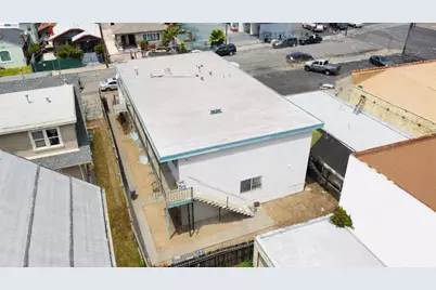 2426 57th Ave, Oakland, CA 94605 - Photo 5