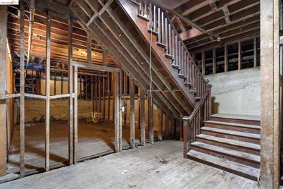 2510 Le Conte Ave, Berkeley, CA 94709 - Photo 23