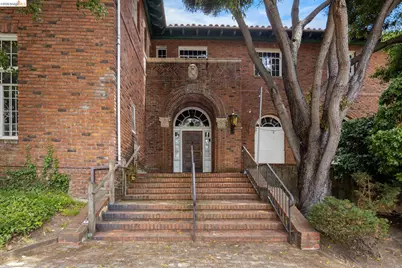 2510 Le Conte Ave, Berkeley, CA 94709 - Photo 7