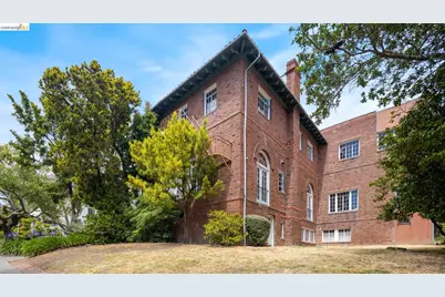 2510 Le Conte Ave, Berkeley, CA 94709 - Photo 29