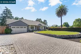 102 Belgian Dr, Danville, CA 94526 - Photo 3