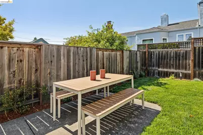 5439 Barrett Ave, El Cerrito, CA 94530 - Photo 51
