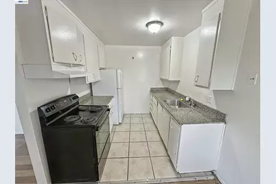 1124 20th St, Oakland, CA 94606 - Photo 15