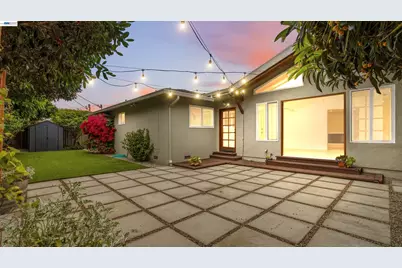 739 Bellarmine Dr, Salinas, CA 93901 - Photo 3