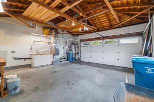 739 Bellarmine Dr, Salinas, CA 93901 - Photo 57