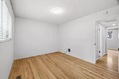 739 Bellarmine Dr, Salinas, CA 93901 - Photo 53