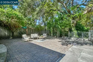 915 Brown St, Martinez, CA 94595 - Photo 37