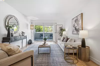 288 Whitmore St #121, Oakland, CA 94611 - Photo 1