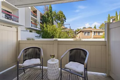 288 Whitmore St #121, Oakland, CA 94611 - Photo 21