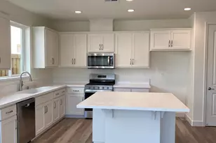 527 Yarrow Dr, Fairfield, CA 94534 - Photo 3