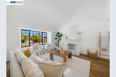 7966 Iglesia Dr, Dublin, CA 94568 - Photo 5
