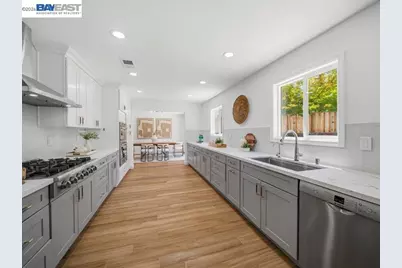 7966 Iglesia Dr, Dublin, CA 94568 - Photo 21