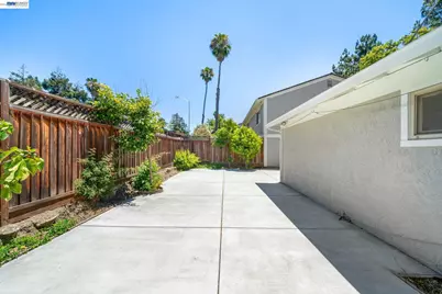 40130 Santa Teresa Cmn, Fremont, CA 94539 - Photo 27