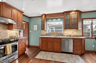 1639 Broadway, Alameda, CA 94501 - Photo 13