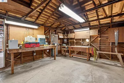 1075 Durant Ave, San Leandro, CA 94577 - Photo 39