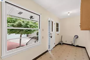 1075 Durant Ave, San Leandro, CA 94577 - Photo 15