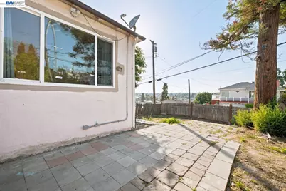 17005 Santa Fe St, Ashland, CA 94541 - Photo 41