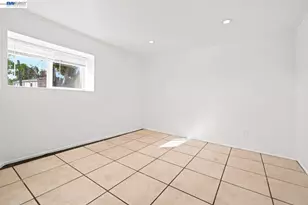 17005 Santa Fe St, Ashland, CA 94541 - Photo 31