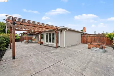 3054 Glynis Dr, Richmond, CA 94806 - Photo 27