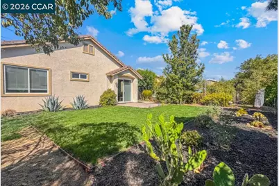 1641 Regent Dr, Brentwood, CA 94513 - Photo 23
