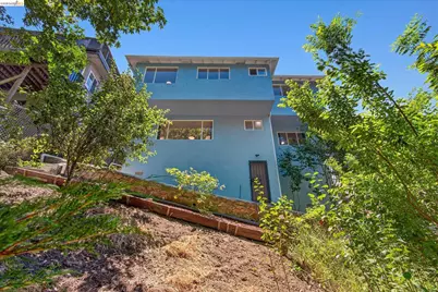 6138 Oakdale Ave, Oakland, CA 94605 - Photo 33