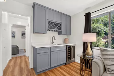 6138 Oakdale Ave, Oakland, CA 94605 - Photo 21