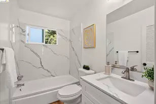 6138 Oakdale Ave, Oakland, CA 94605 - Photo 21