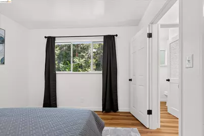 6138 Oakdale Ave, Oakland, CA 94605 - Photo 25