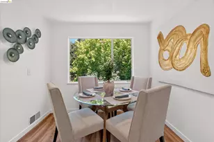 6138 Oakdale Ave, Oakland, CA 94605 - Photo 15