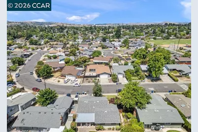 3573 Falcon Drive, Concord, CA 94520 - Photo 31