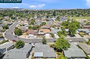 3573 Falcon Dr, Concord, CA 94520 - Photo 31