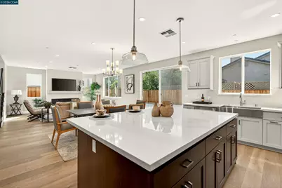 2201 Vandeleur Drive, Napa, CA 94558 - Photo 7