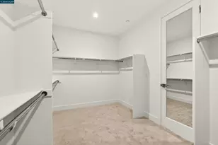 2201 Vandeleur Dr, Napa, CA 94558 - Photo 29