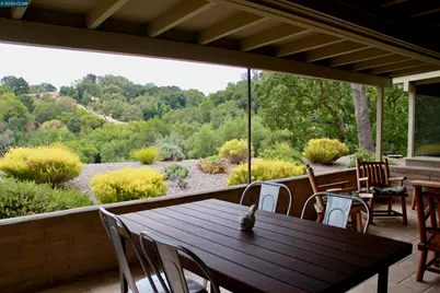2100 Skycrest Drive #10, Walnut Creek, CA 94595 - Photo 5