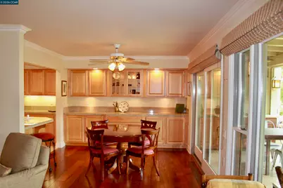 2100 Skycrest Drive #10, Walnut Creek, CA 94595 - Photo 11