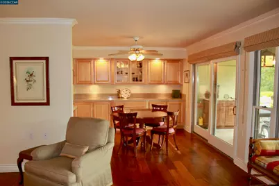 2100 Skycrest Drive #10, Walnut Creek, CA 94595 - Photo 9