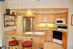 2100 Skycrest Dr, Walnut Creek, CA 94595 - Photo 13